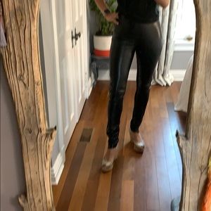 Leather skinny pants